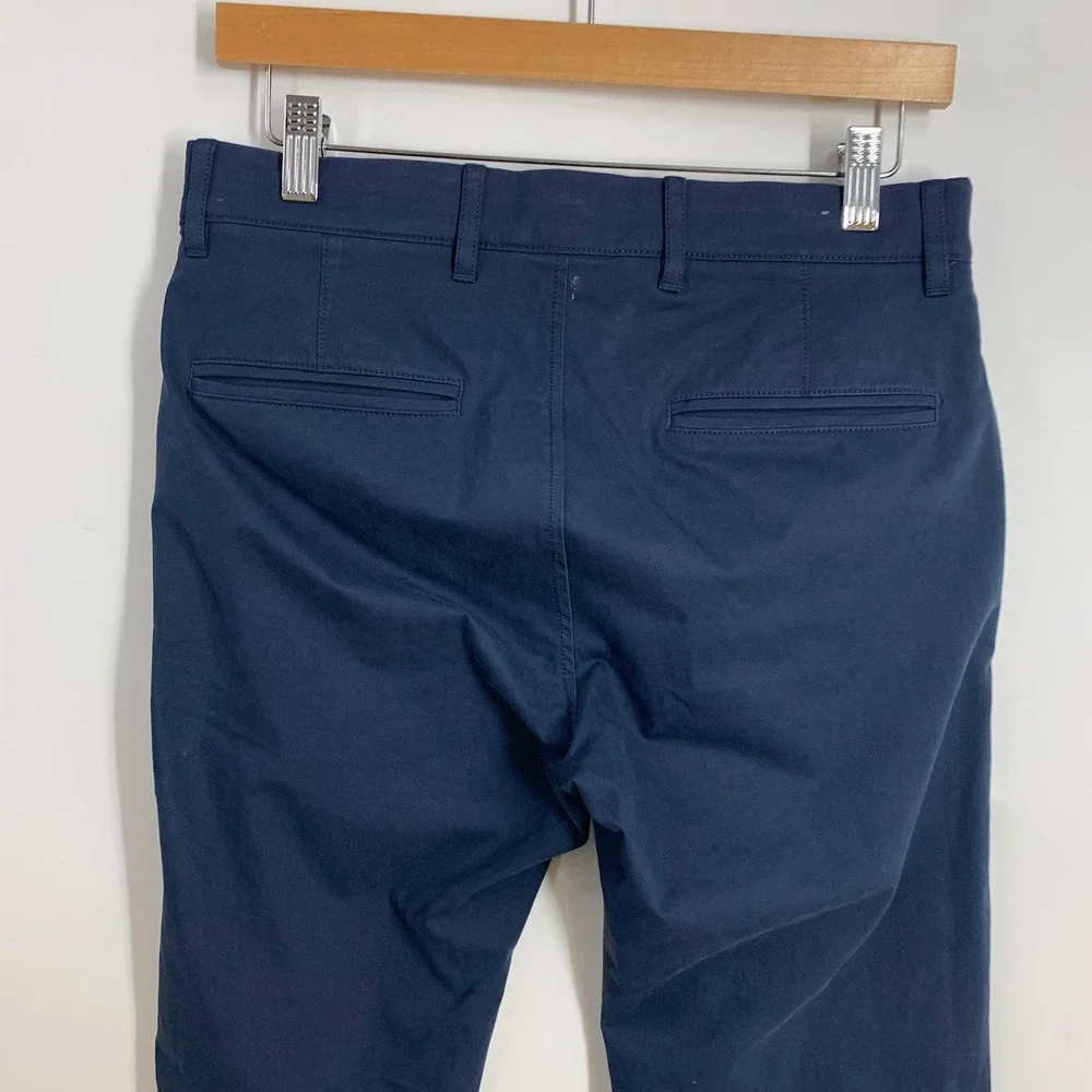 J. Crew Mens Navy Blue Flat Front Chinos Pants Straight Leg Casual Pants Size 28
